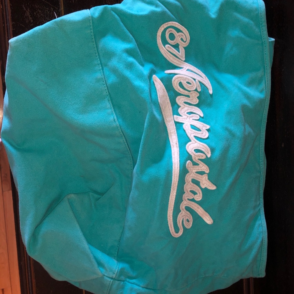 Blue Aeropostale overnight bag